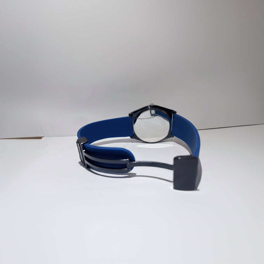 DWC Quartz Minimalist Watch
